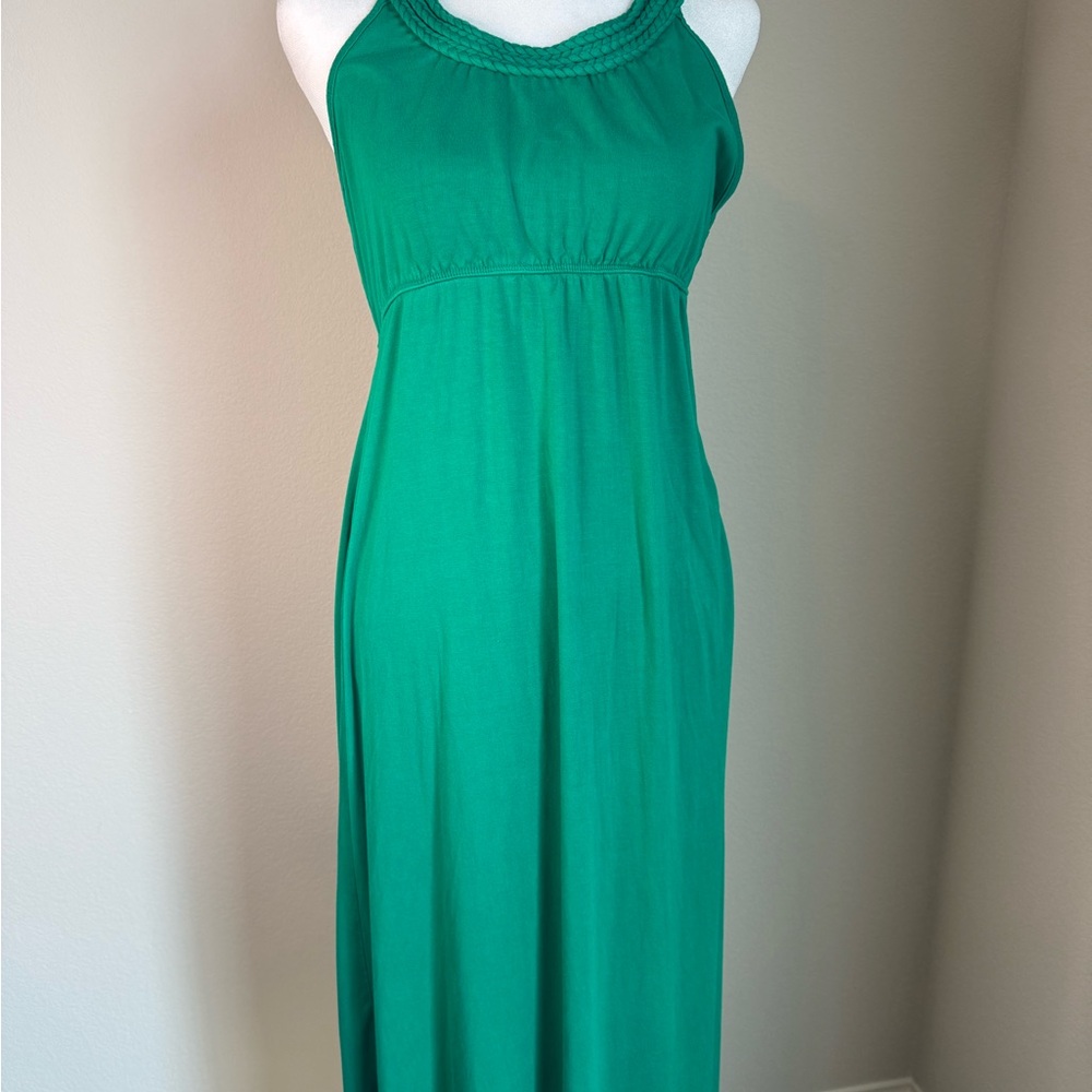 Elegant Green Halter Maxi Dress